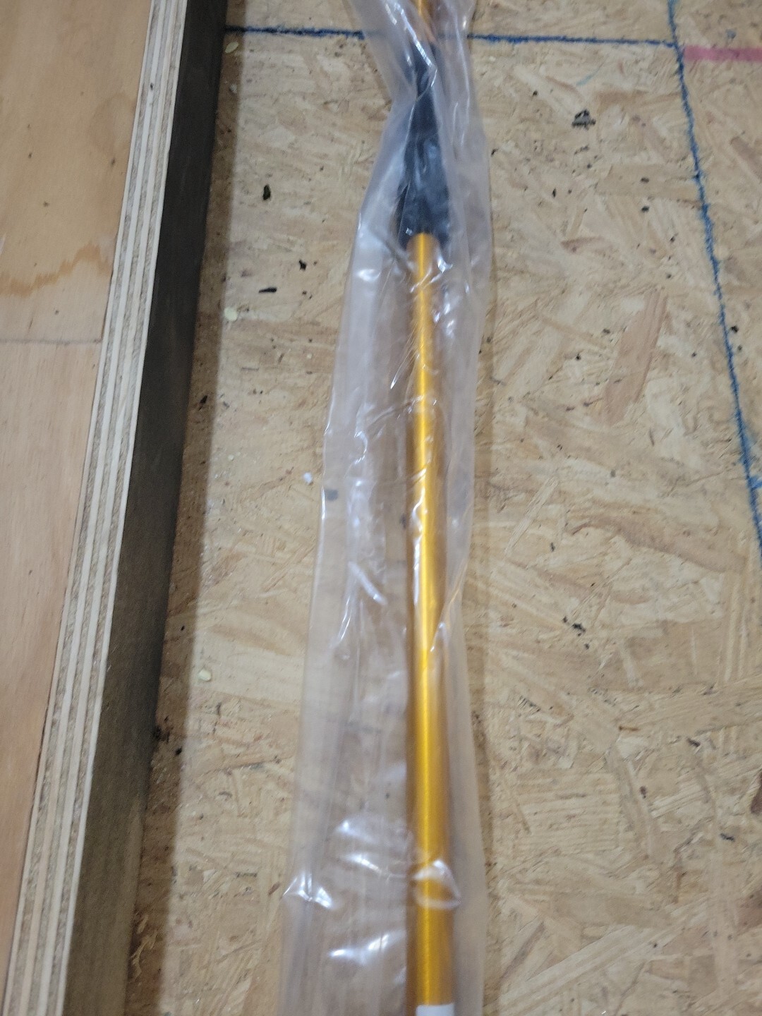 New Gold Aftco 6′ Tag Stick