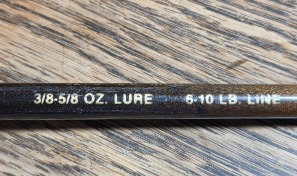 Lake King 921-3 Custom Graphite 92+ 1-Pc 5′ 6″ Medium Action Spin Cast Fish Rod