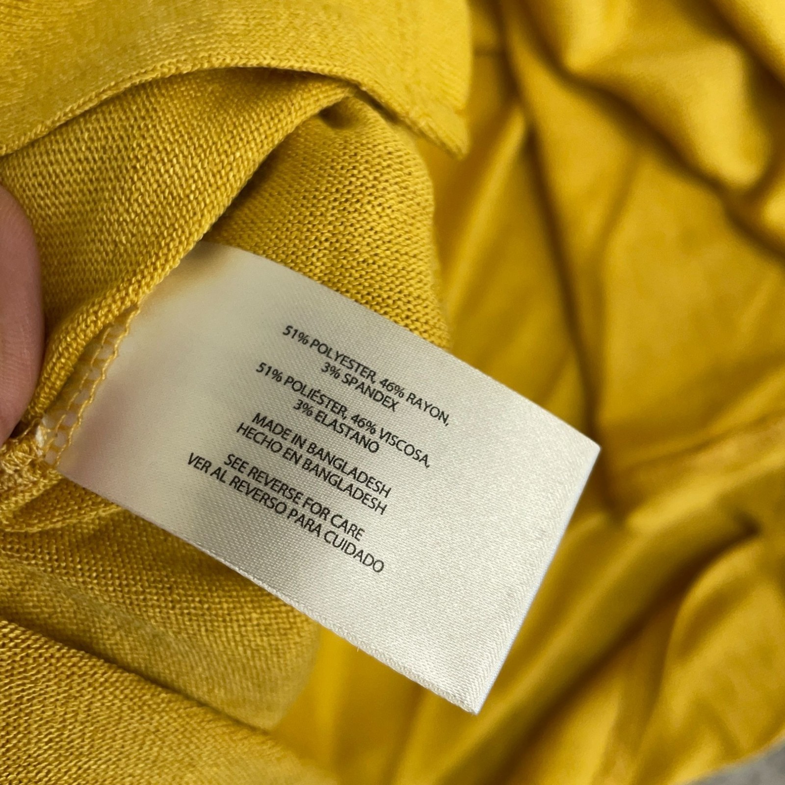 Orvis Women’s L Yellow V-Neck Short Sleeve Top Polyester Blend P0373