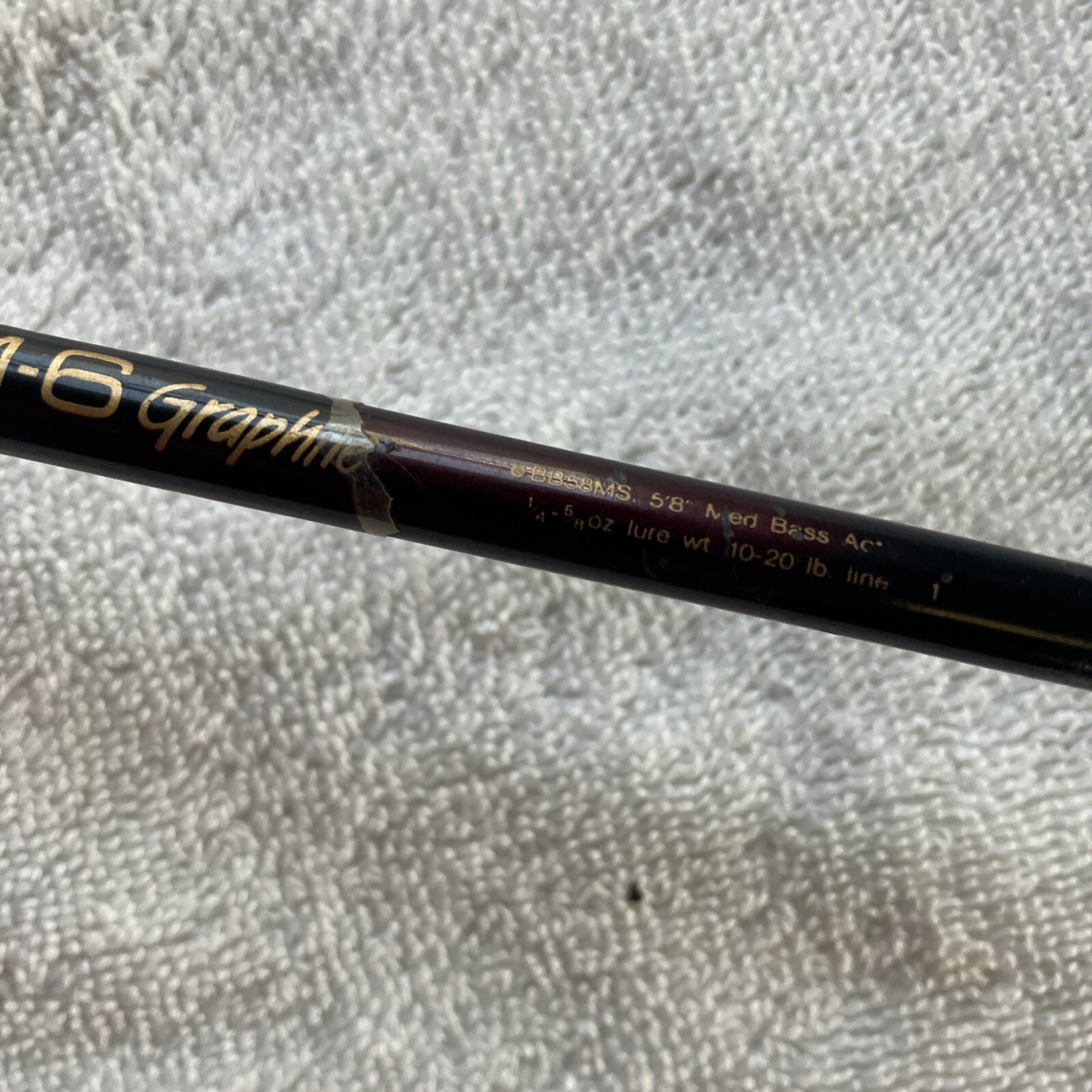 Bass Pro Shops BB58ms 1-Piece IM6 Graphite Medium Bass Action Casting Rod 5’8”
