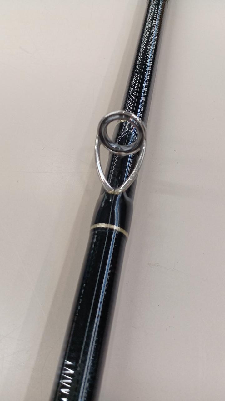 Yamaga Blanks Early105 ERY-105MMH/B Seabass Fishing Rod 10.5ft, 189g, Used