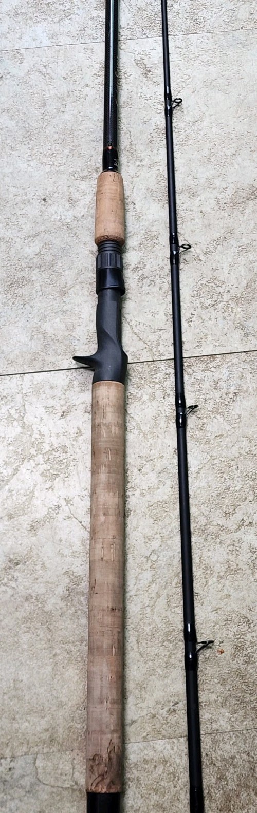 Okuma Guide Select Im-8 Graphite 8’6″ 2pc Med-hvy 10-20lb Casting Rod EUC