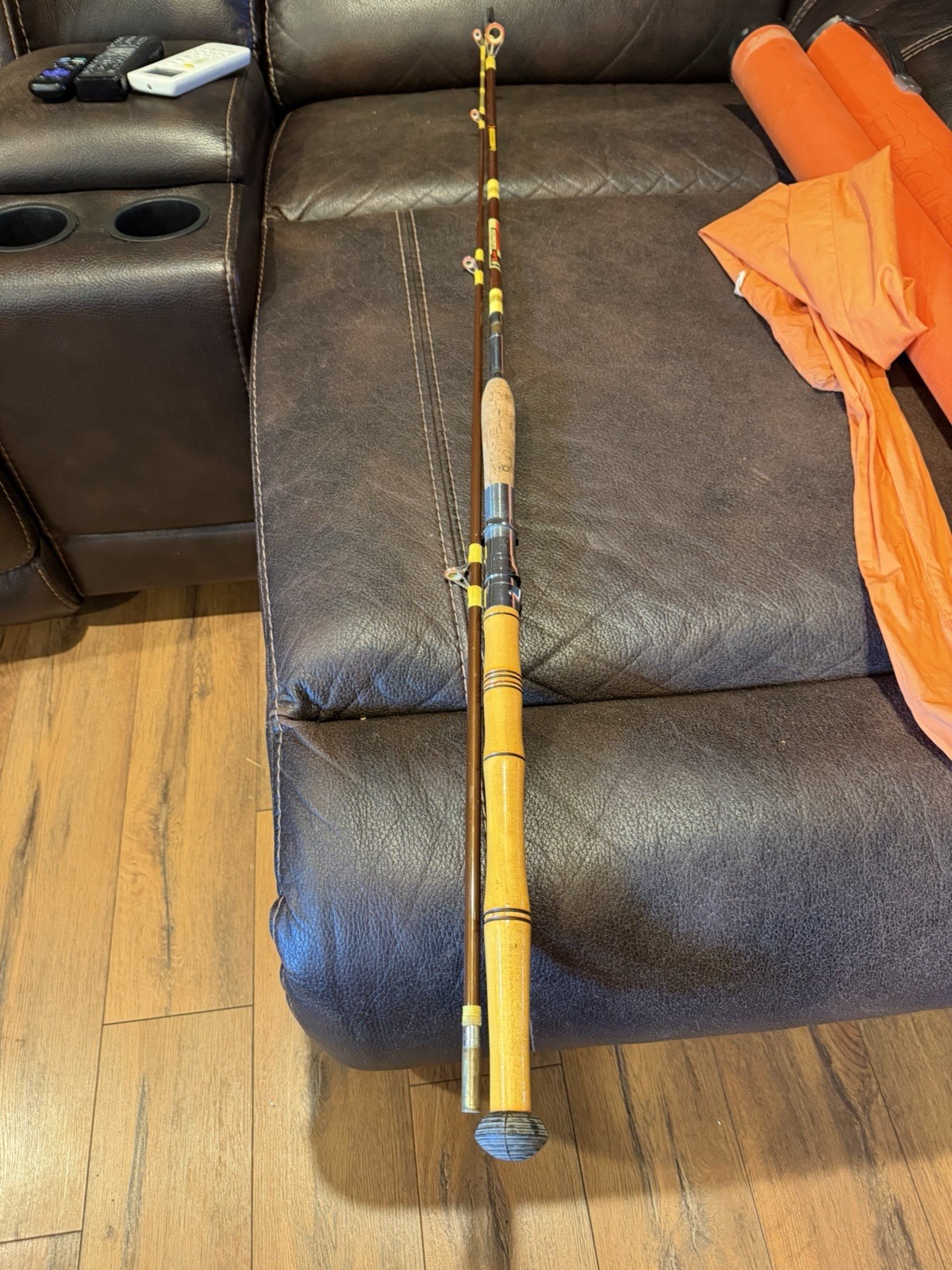 Pastime Glassmaster 8’4″ 2-Piece Fiberglass Spinning Rod w/ Rod Tube