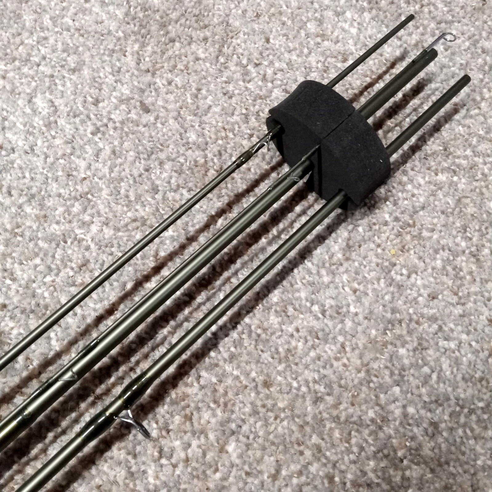 4 PIECE #4 V-EXPLORER 8′-6″ FLY ROD UN-USED IN TUBE