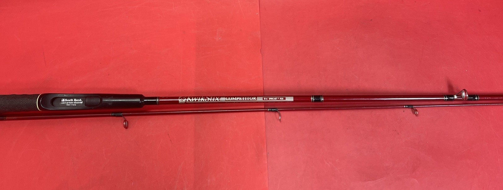 South Bend KwikStix Competitor Model 1325 Graphite Comp. 2pc 5 1/2” Spinning Rod