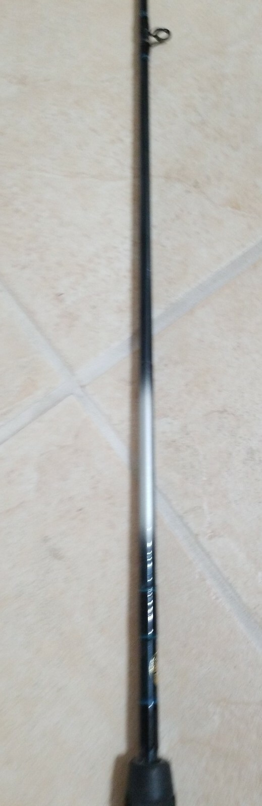 (#34) Bass Pro Shops Pro Comp II PC2-70MT Med. Action 7′ 8-17 lbs. Line