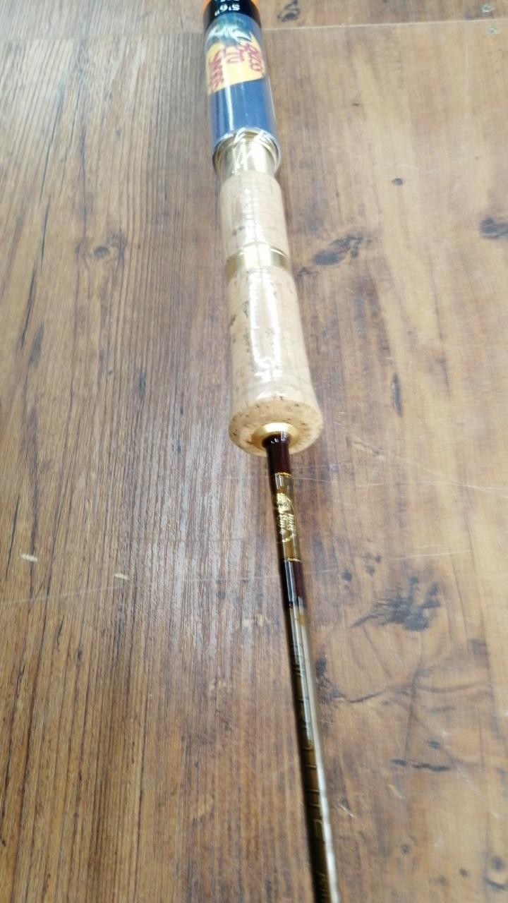 BASS PRO SHOP MICROLITE MLT56ULTS-2 Trout Rod