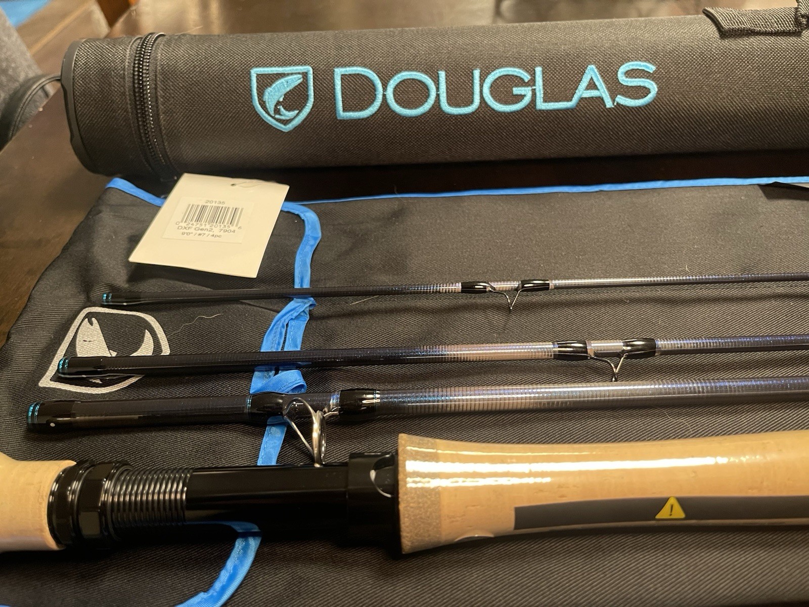 Douglas DXF Gen2 7904 Fly Fishing Rod 9′ 7wt 4pc Cork Handle