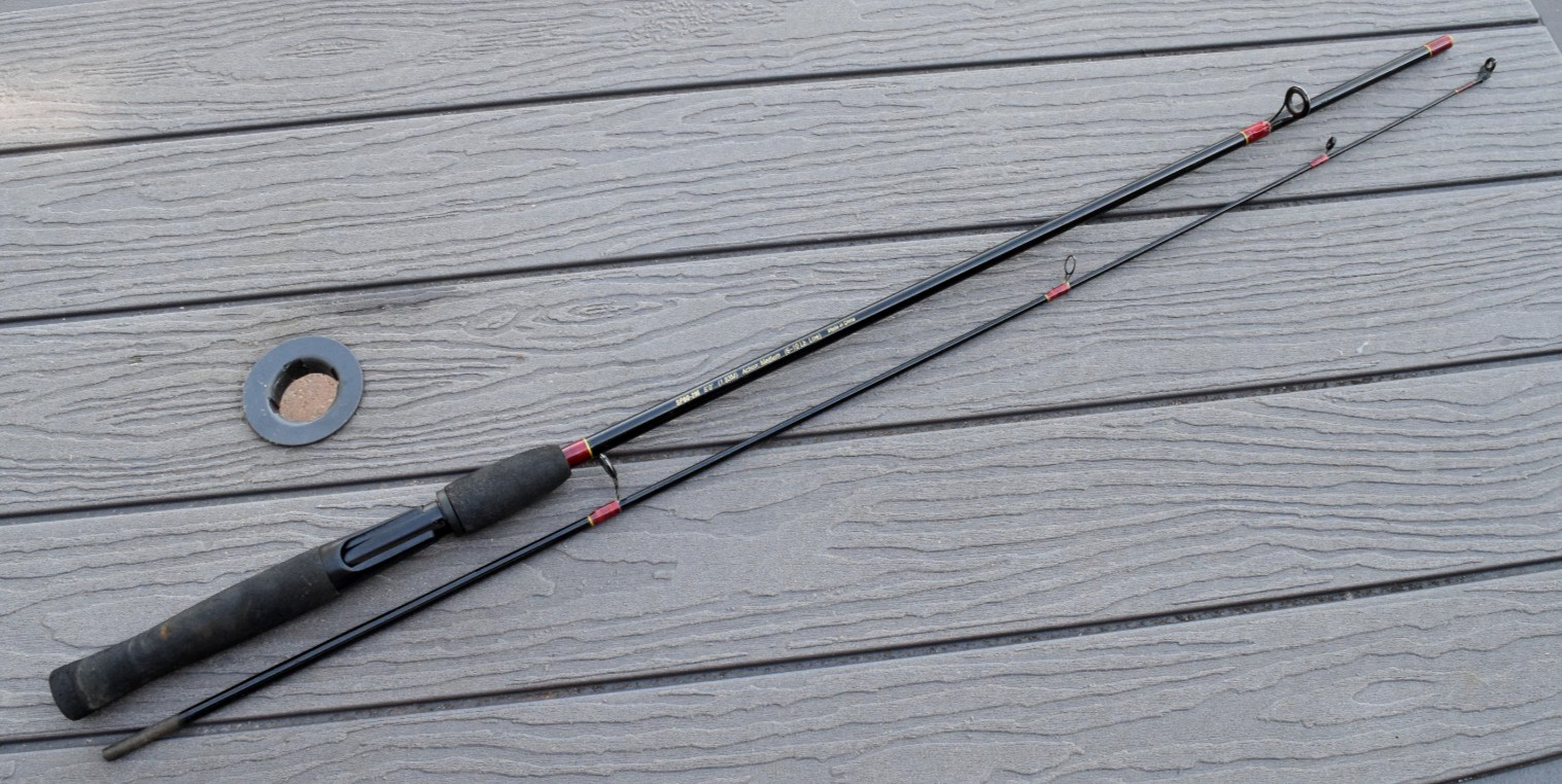 Shakespeare Durango SP60-2M medium 6′ spinning rod Medium 6-10 Lb Line