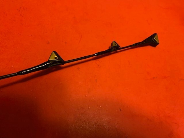 CUSTOM BUILT GREEN GRAPHITE COMPOSITE 7 FOOT 1 INCH 10 TO 25# CONVENTIONAL ROD