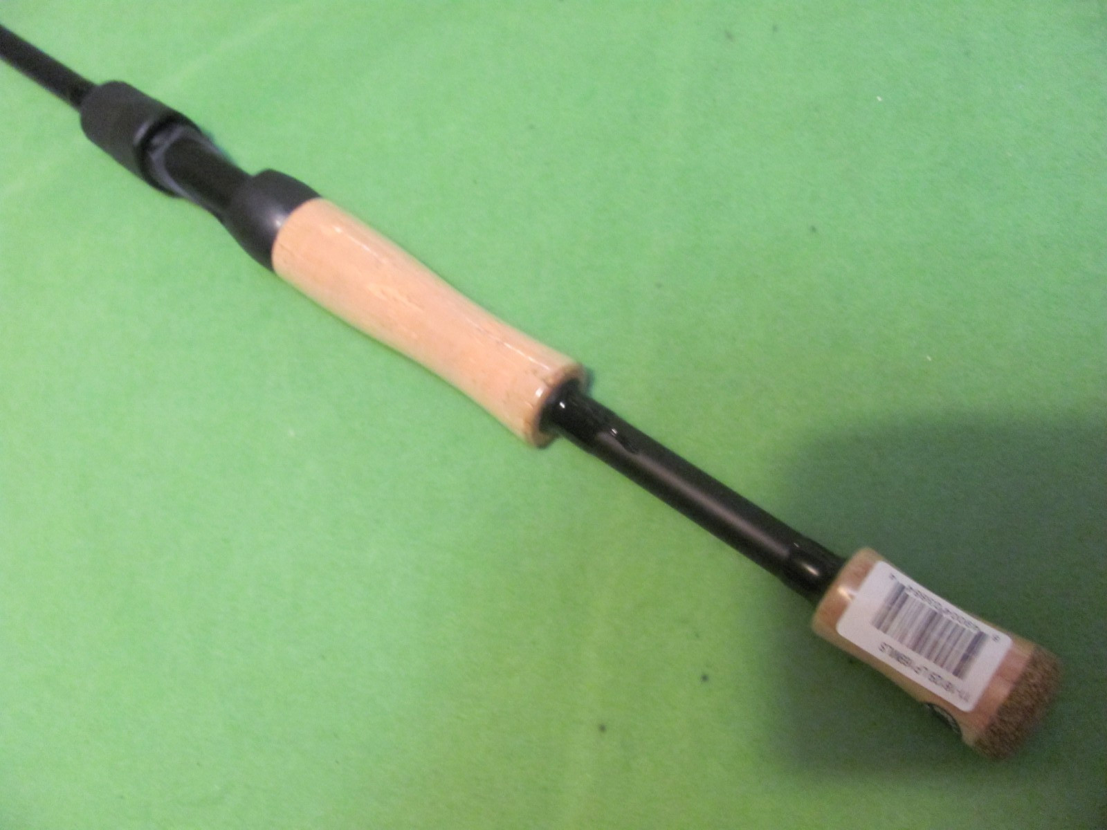 Lew’s Pro 1 – LP169MLS – IM8 – 6′ 9″ Medium Light 1-Piece Spinning Rod