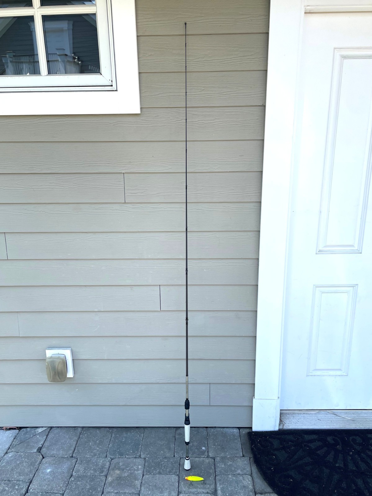 Lew’s LCLTWJB Topwater / Jerkbait Casting Rod 6’-8” Fast Action – Excellent Cond