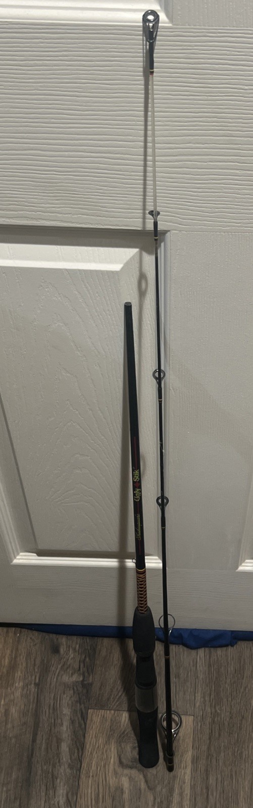 Shakespeare 5’10” Ugly Stik Spinning Rod SPL1102 2 Pc Med Action 6-15lb-