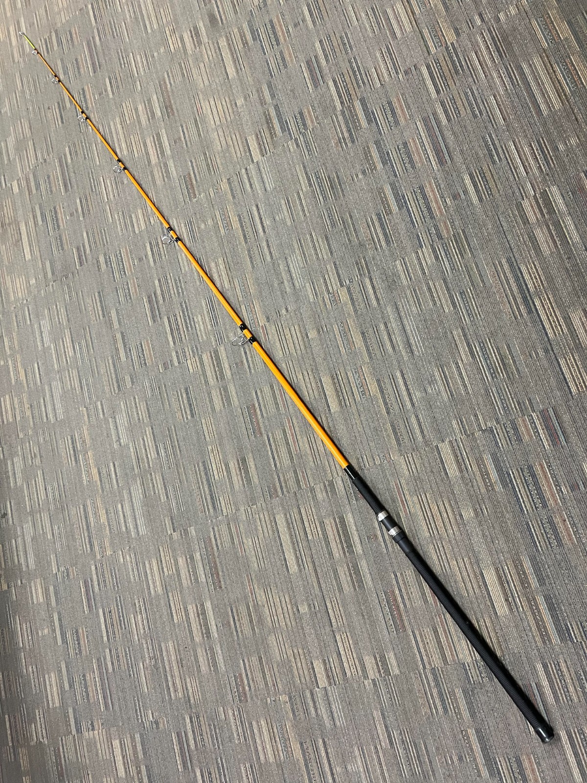 *LOCAL PICK UP ONLY* 1 PIECE SNAGGING ROD MEAT HUNTER 12′ HVY ACTN – PADDLEFISH
