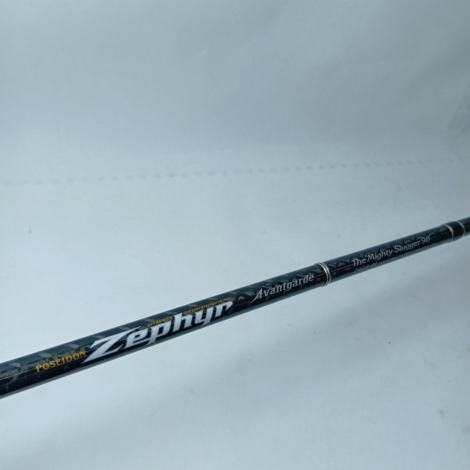 EVER GREEN Zephyr Avant-Garde ZAGS-98 Seabass Rod With rod bag