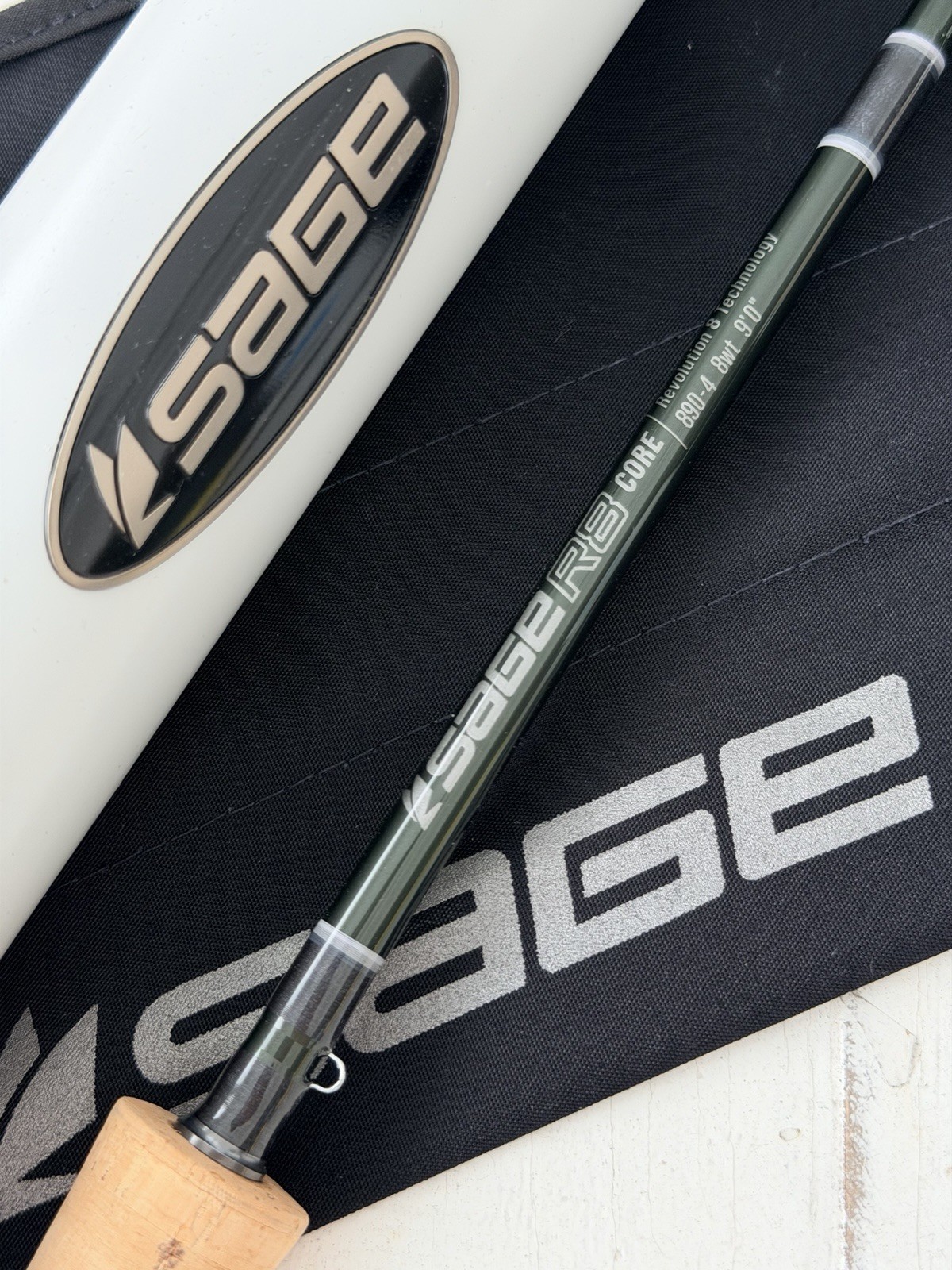 **BEAUTIFUL** 🔥 SAGE R8 Core 8wt. 9’ft~4Pc FlyRod!! 🔥~LEGENDARY~🔥