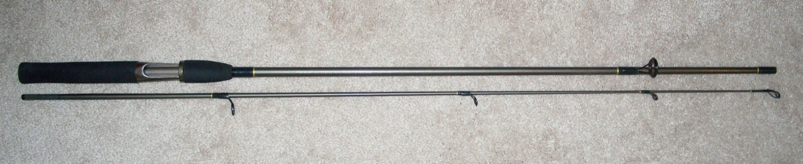 Shakespeare Pro Touch 2-Piece Fishing Rod 6.5′ PRSP66-2M Med. Action 6-12# Line