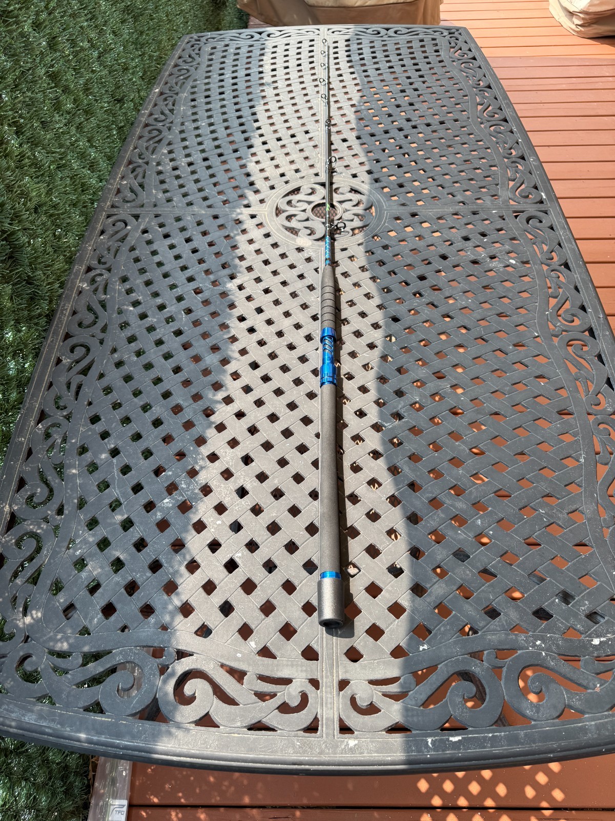 Pro Challenger Spiral Wrapped 250-350g Jigging, 6’0″, Extra Heavy, Fast, 30-60lb