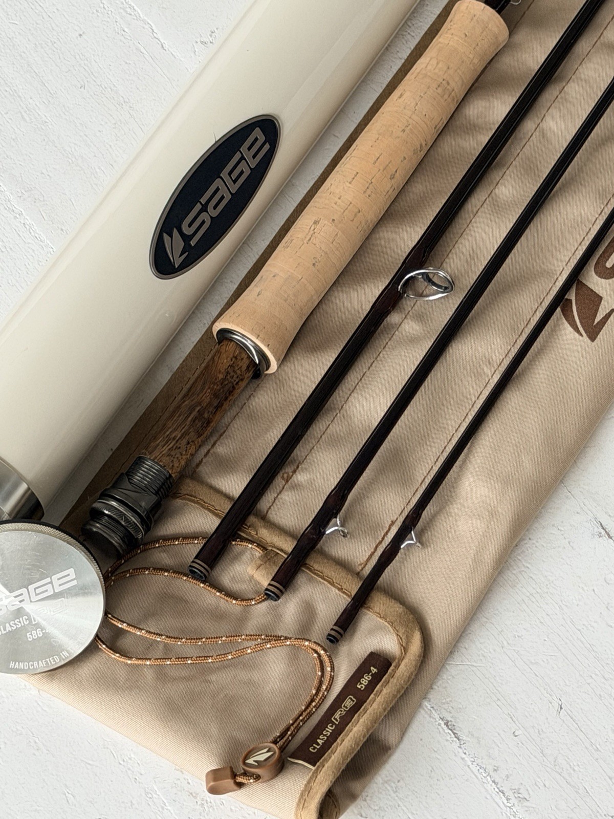 **BEAUTIFUL** 🔥 SAGE CLASSIC R8 5wt. 8’6”in FlyRod!!🔥~LEGENDARY~🔥