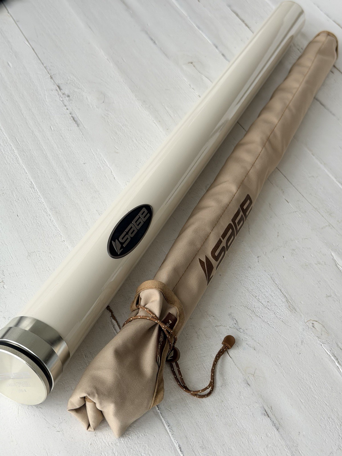 **BEAUTIFUL** 🔥 SAGE CLASSIC R8 5wt. 8’6”in FlyRod!!🔥~LEGENDARY~🔥