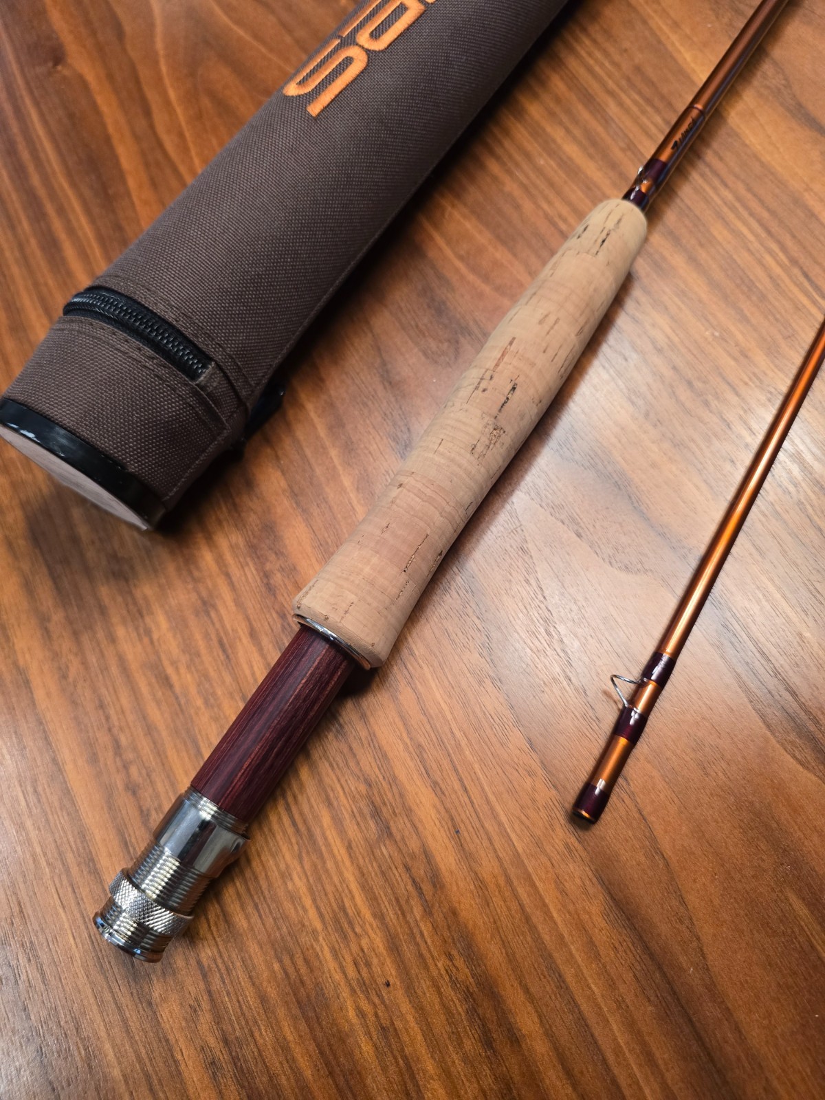 Sage FLi Model 586 Fly Fishing Rod – 8’6” – 5wt 2 piece – 3 7/17 ounces w/ Tube