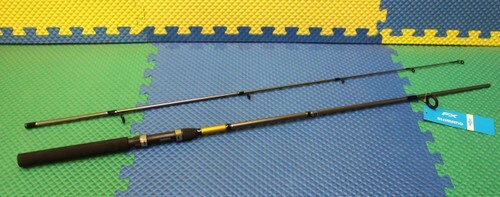 Shimano FXS-C2 Spinning Rod 2-Piece 6′ 6″ Medium Heavy FXS66MHC2