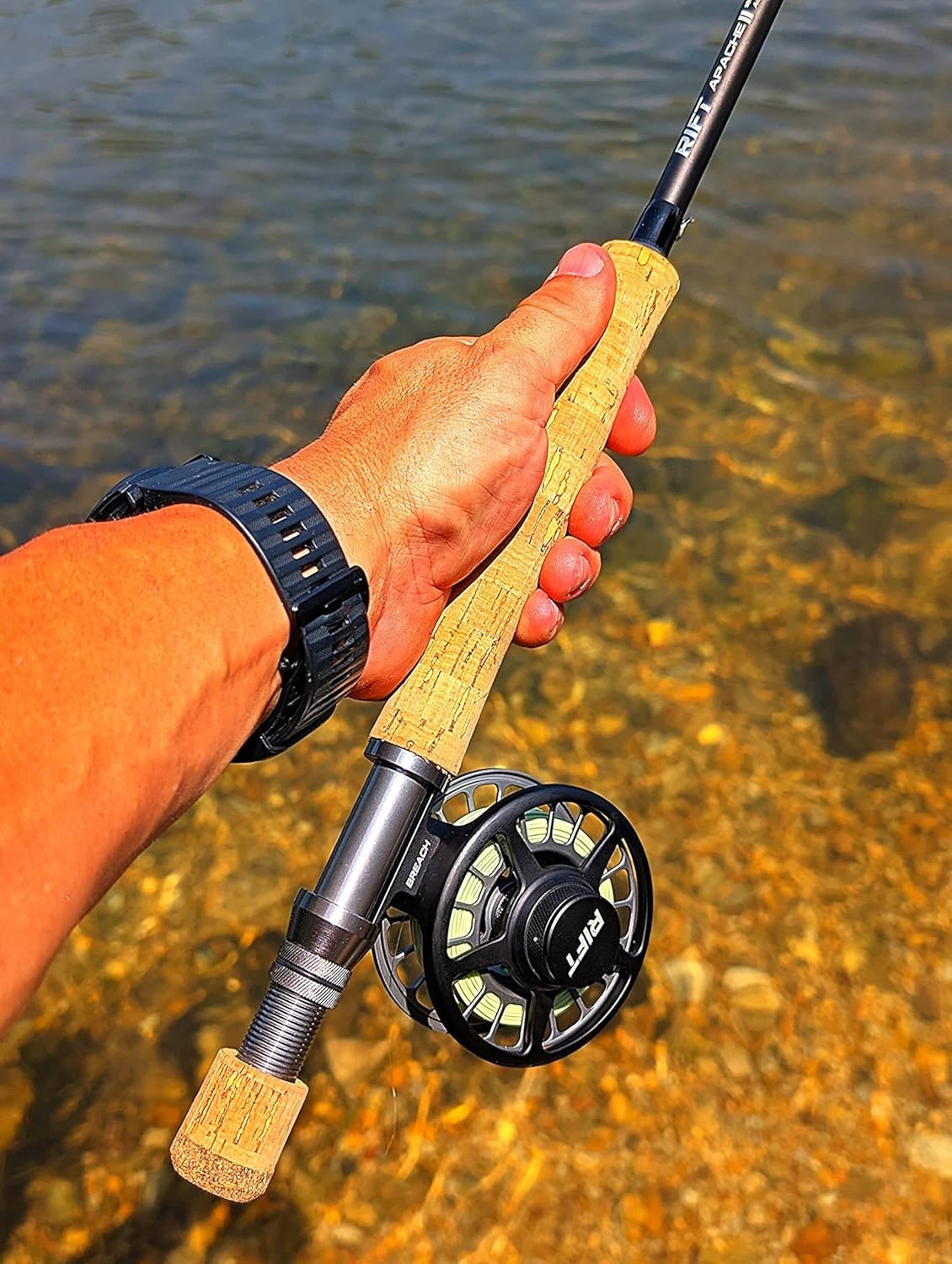 Apache II Carbon Fiber Fly Fishing Rod – 7’10” Telescopic Travel Companion