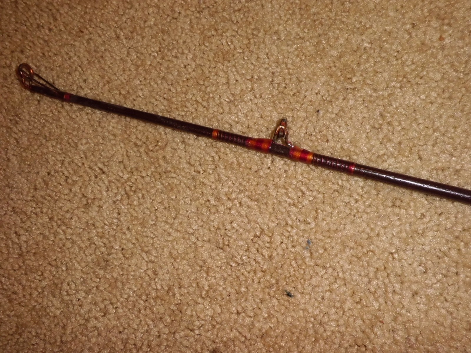 Vintage H-I Mohawk Sea Crest 3415 Fiberglass Boat 5-3/4′ Rod- USA