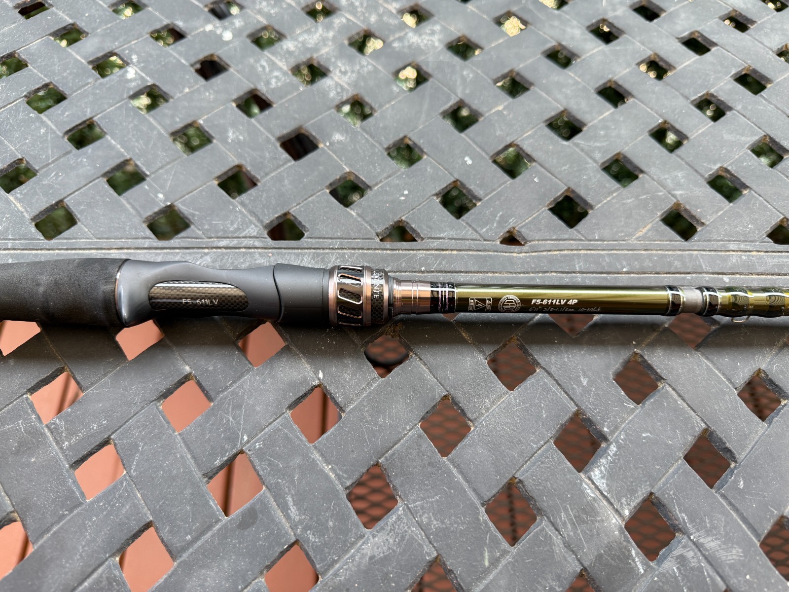 Megabass Levante F5-611LV 4P, 6’11”, Med Heavy, Mod-Fast, 10-20lb, 3/8-1.5oz, C