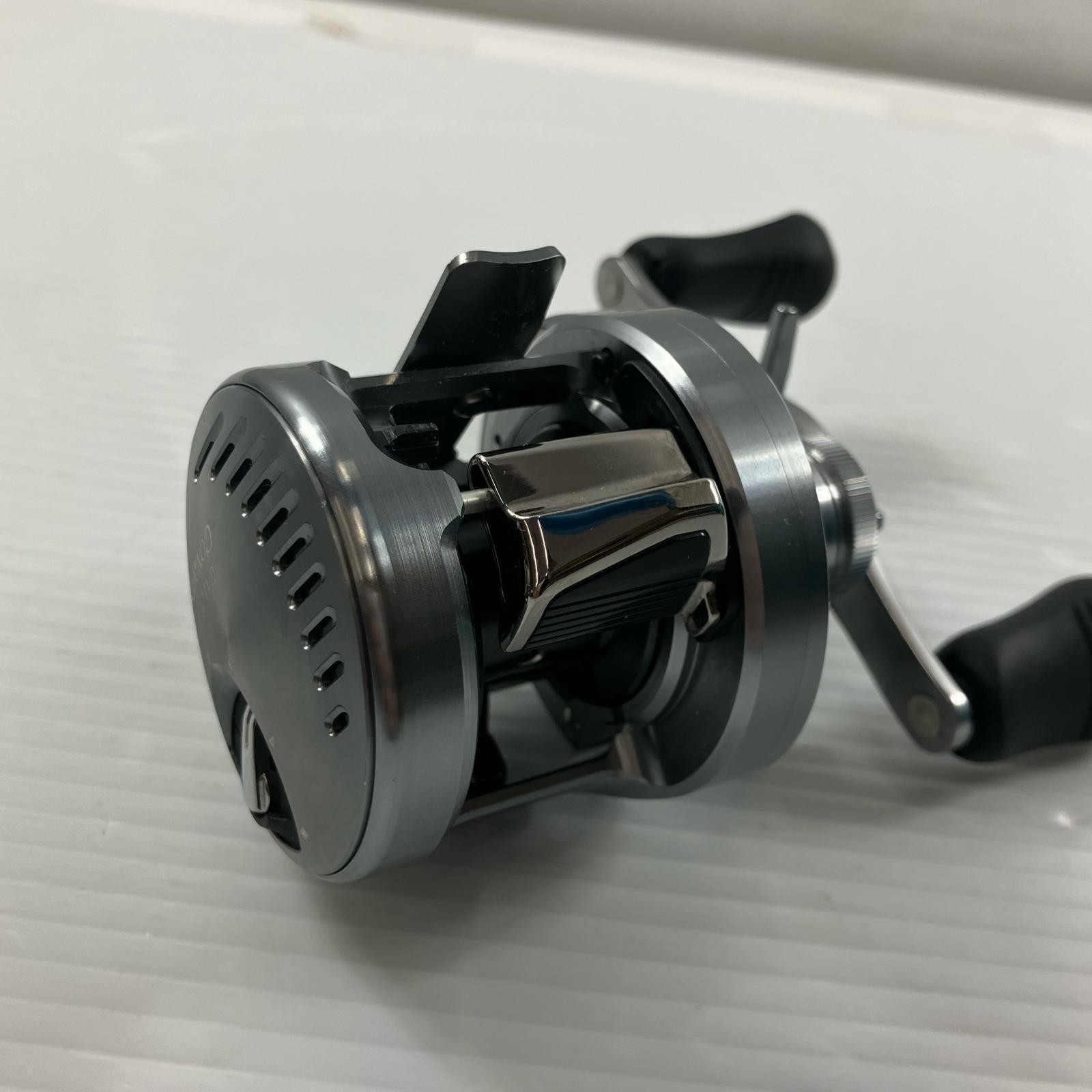 SHIMANO Baitcasting reel 20 Calcutta Conquest DC 101HG 04086