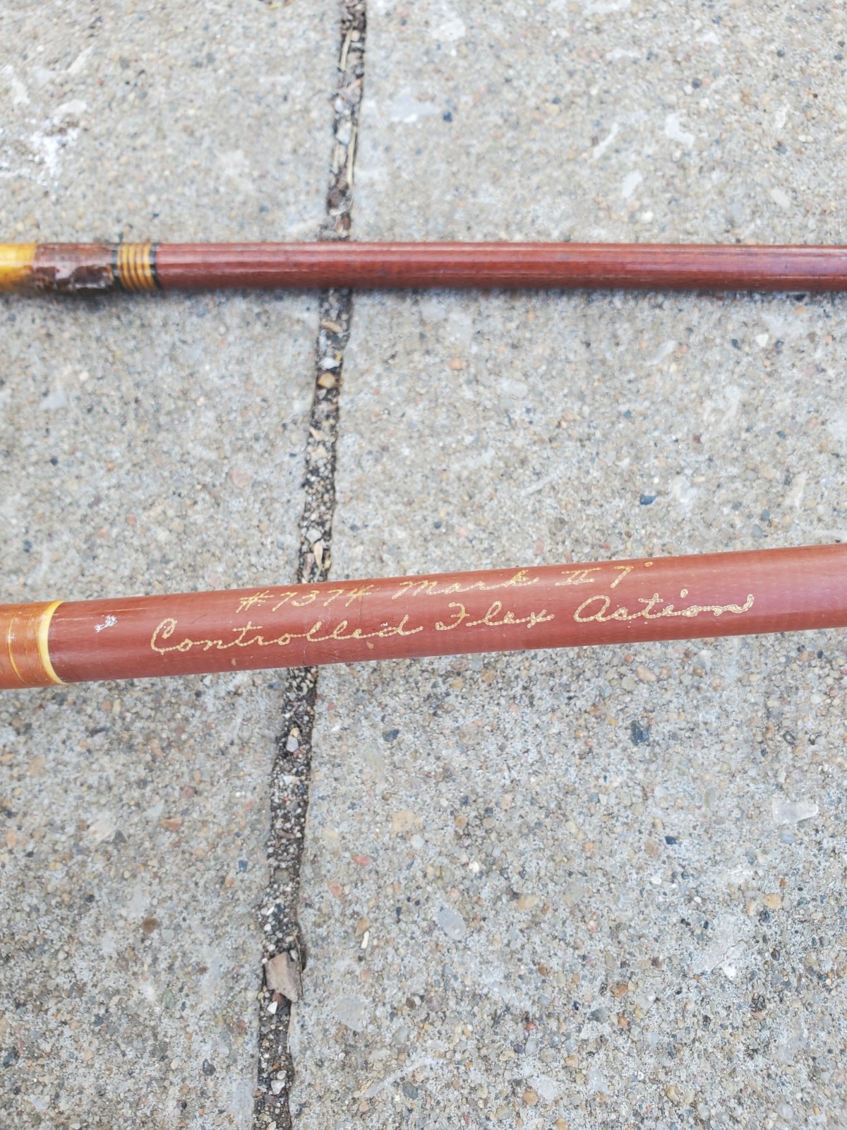 Heddon Mark II FY-3374 7ft 2-Piece Fiberglass Spinning Rod Cork Handle