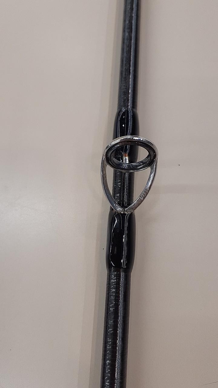 APIA GRANDAGE XD 106SPI Shore Jigging Rod 10ft 6in, 335g, Excellent Condition