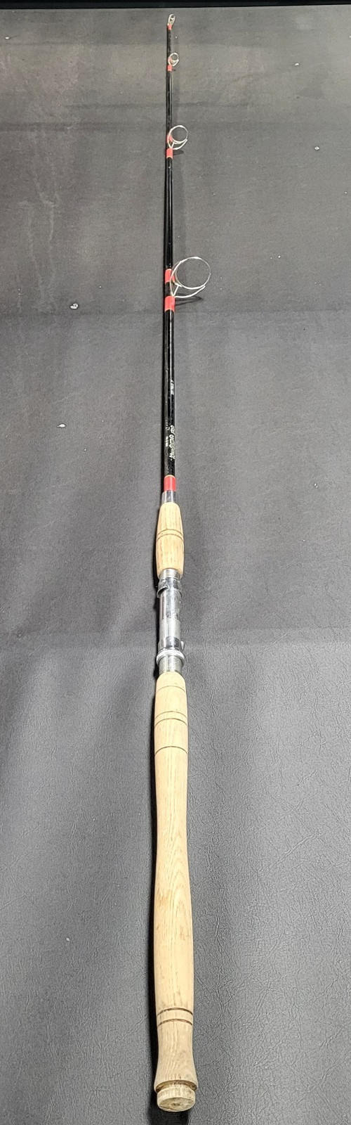 St. Croix Spinning Rod, 13BS-70MHD 7′ MH/Fast, 1 Piece, Split Wood Grip, 15-40Lb