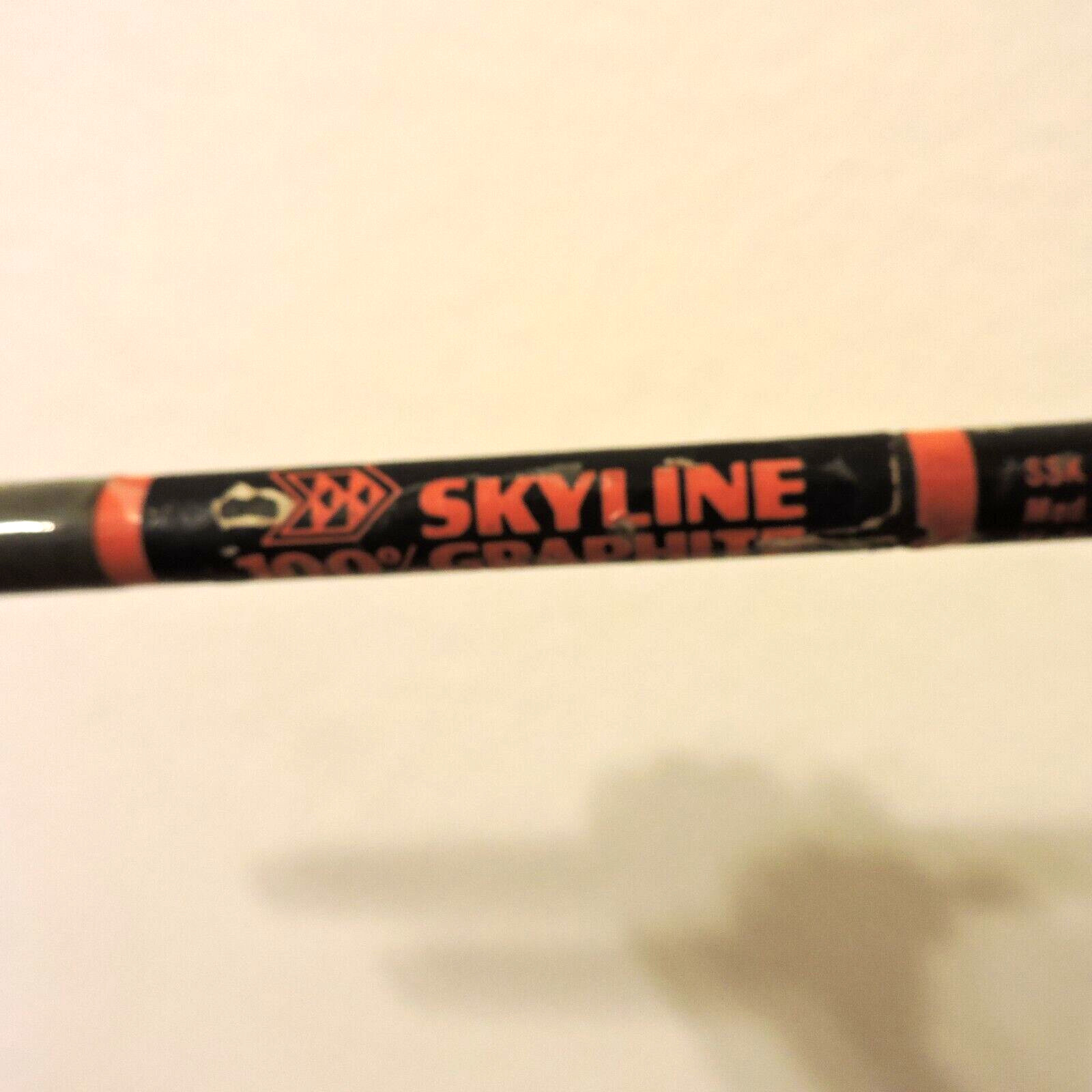 Vintage Skyline Graphite Fishing Rod Medium Heavy 6′ 1/4 – 3/4 oz lure
