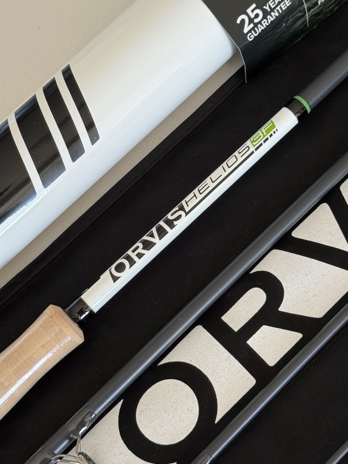 **BEAUTIFUL** 🔥 ORVIS HELIOS-3F 5wt. 10’ft~4pc ￼ Flyrod!! 🔥~NEW~🔥