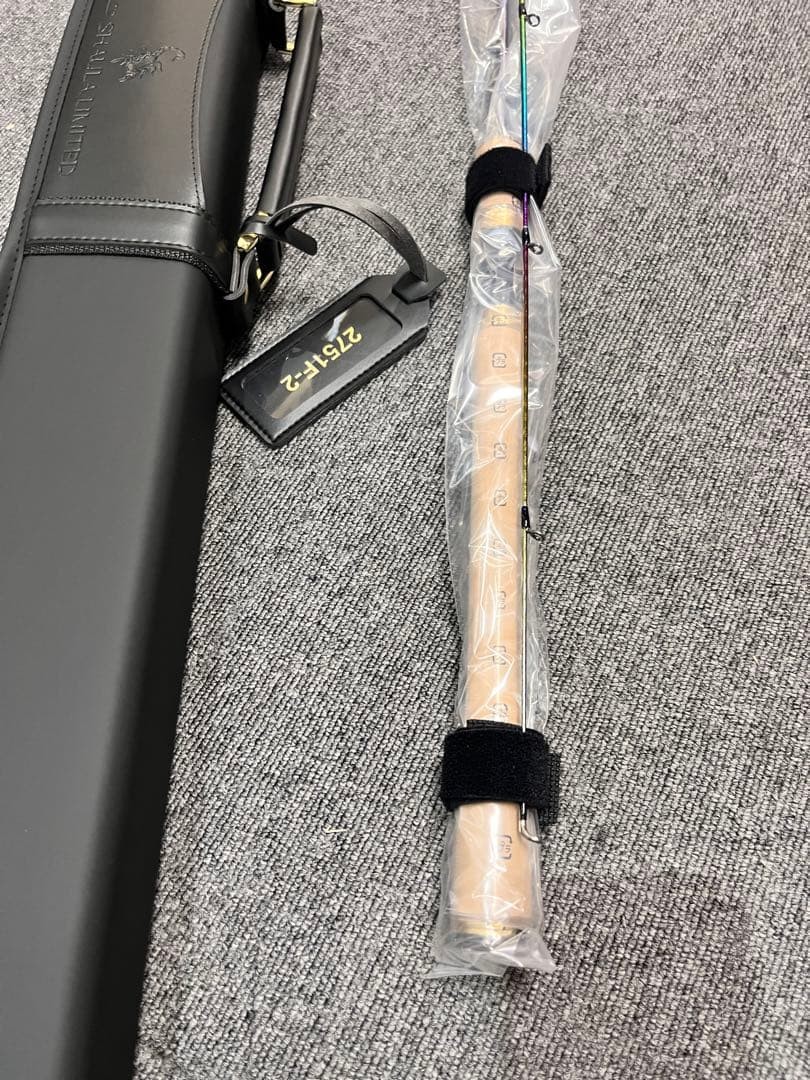 SHIMANO WORLD SHAULA LIMITED 2751F-2