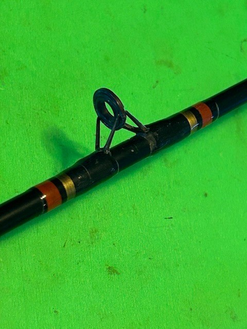 ZEBCO RHINO 5 FOOT 6 INCH 8 TO 17 POUND RATED BAITCASTING FISHING ROD