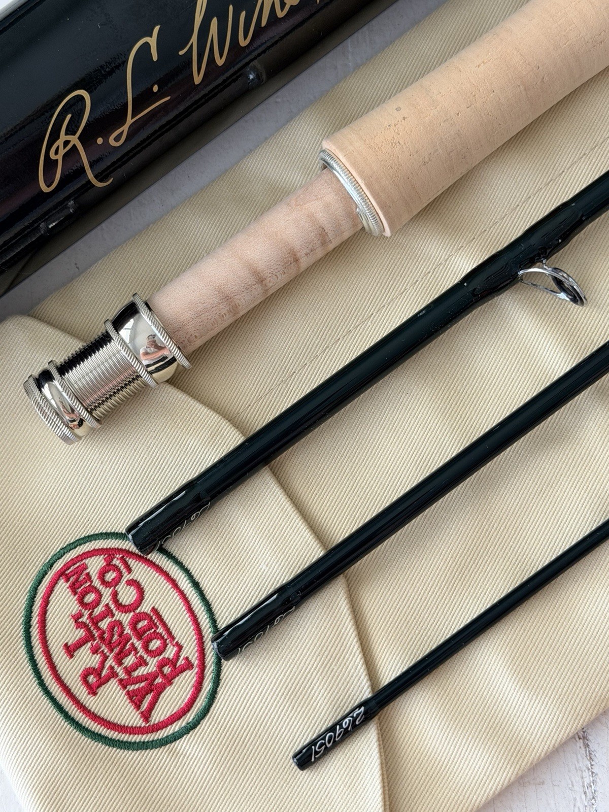 **BEAUTIFUL** 🔥 R L WINSTON PURE 5wt. 9’ft. 4pc FlyRod!! 🔥~NEW~🔥
