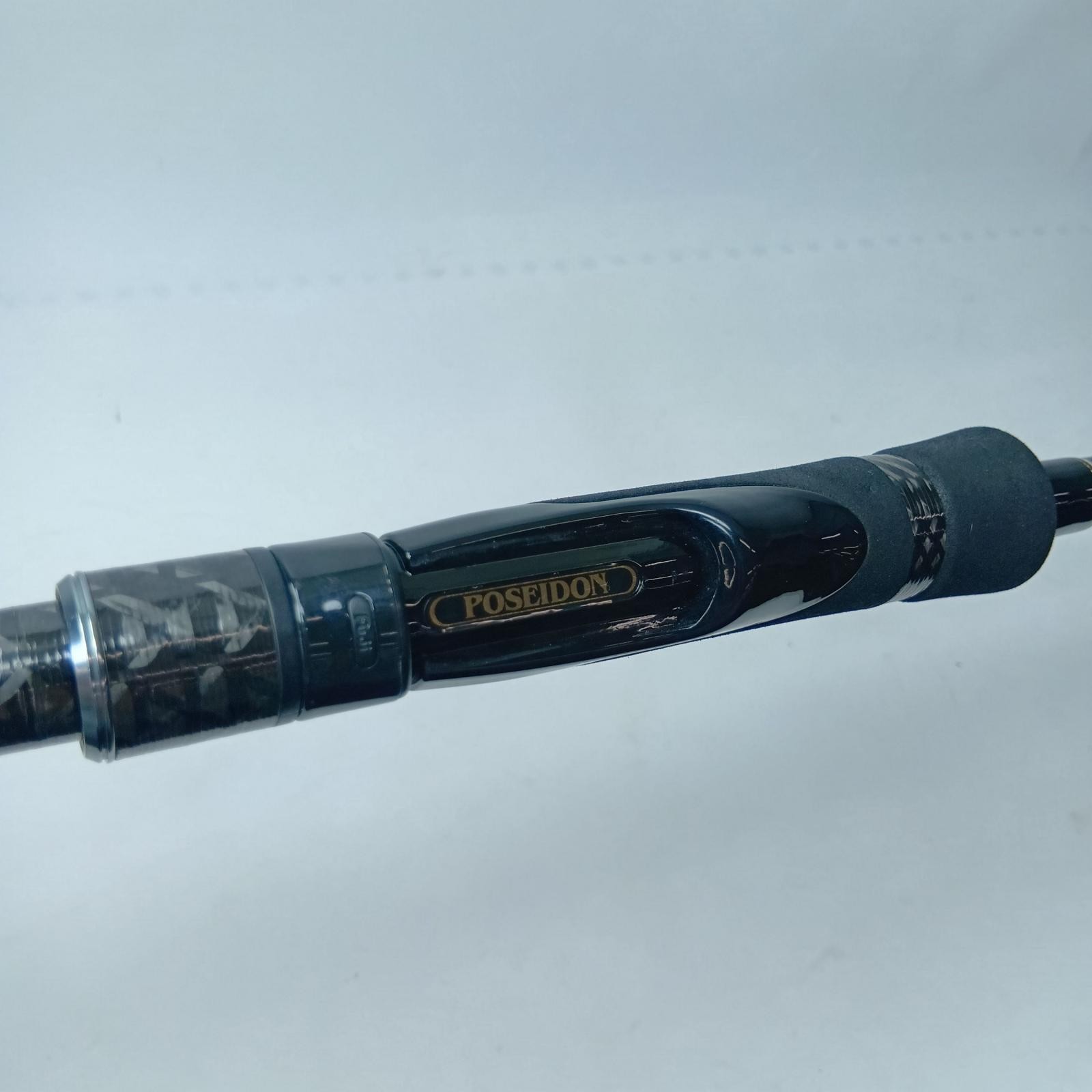 EVER GREEN Zephyr Avant-Garde ZAGS-98 Seabass Rod With rod bag