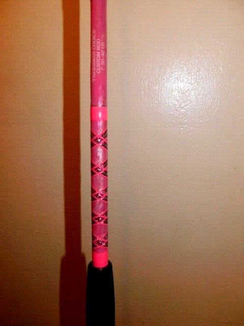 CUSTOM CONVENTIONAL BOAT ROD 7′ PINK PEARL MARBLE 20-40 LB TURBOS NEW