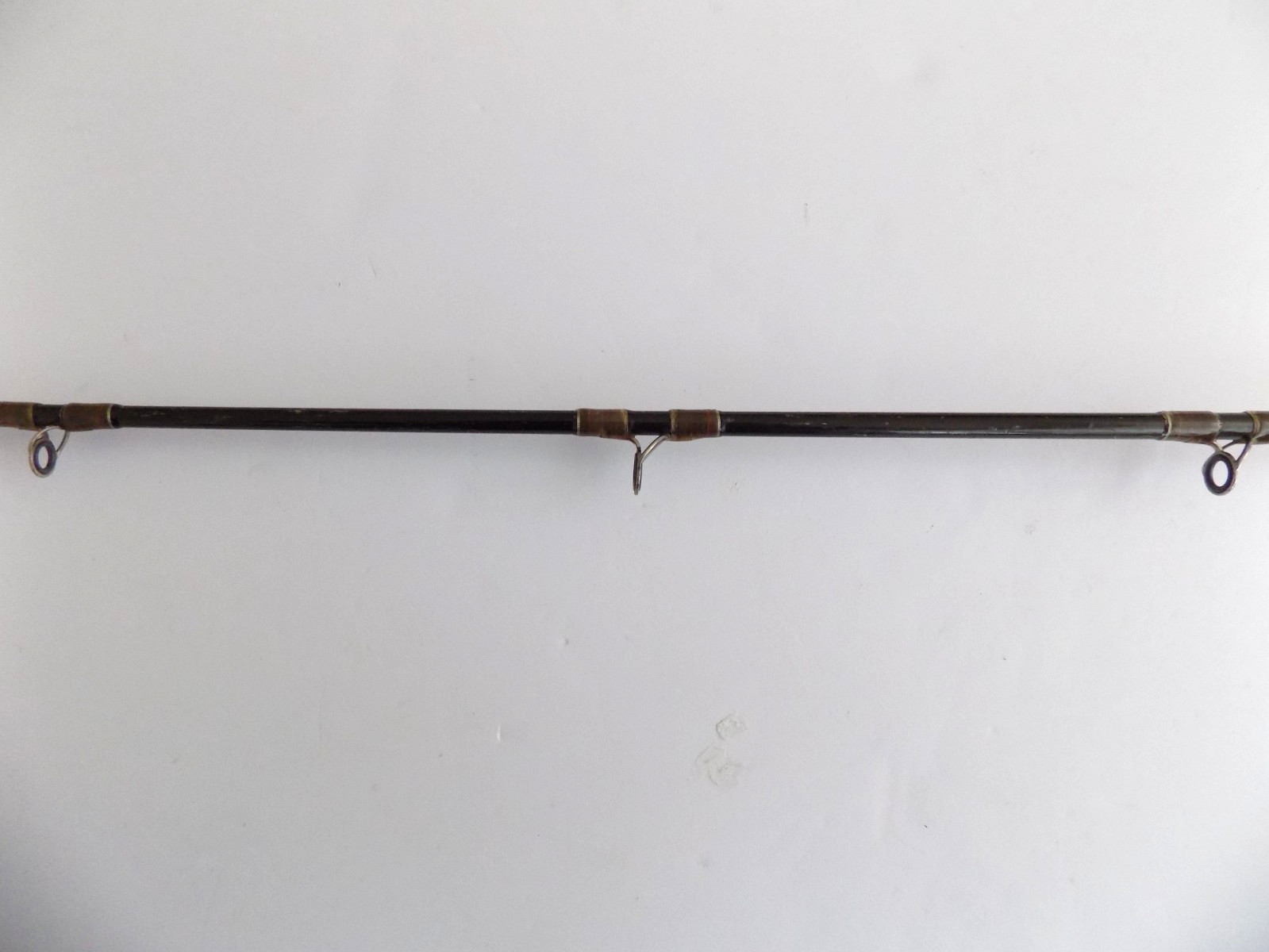 SHIMANO CPC-M70MH 7′ IM8 BOAT/TROLLING ROD – USA – 799i