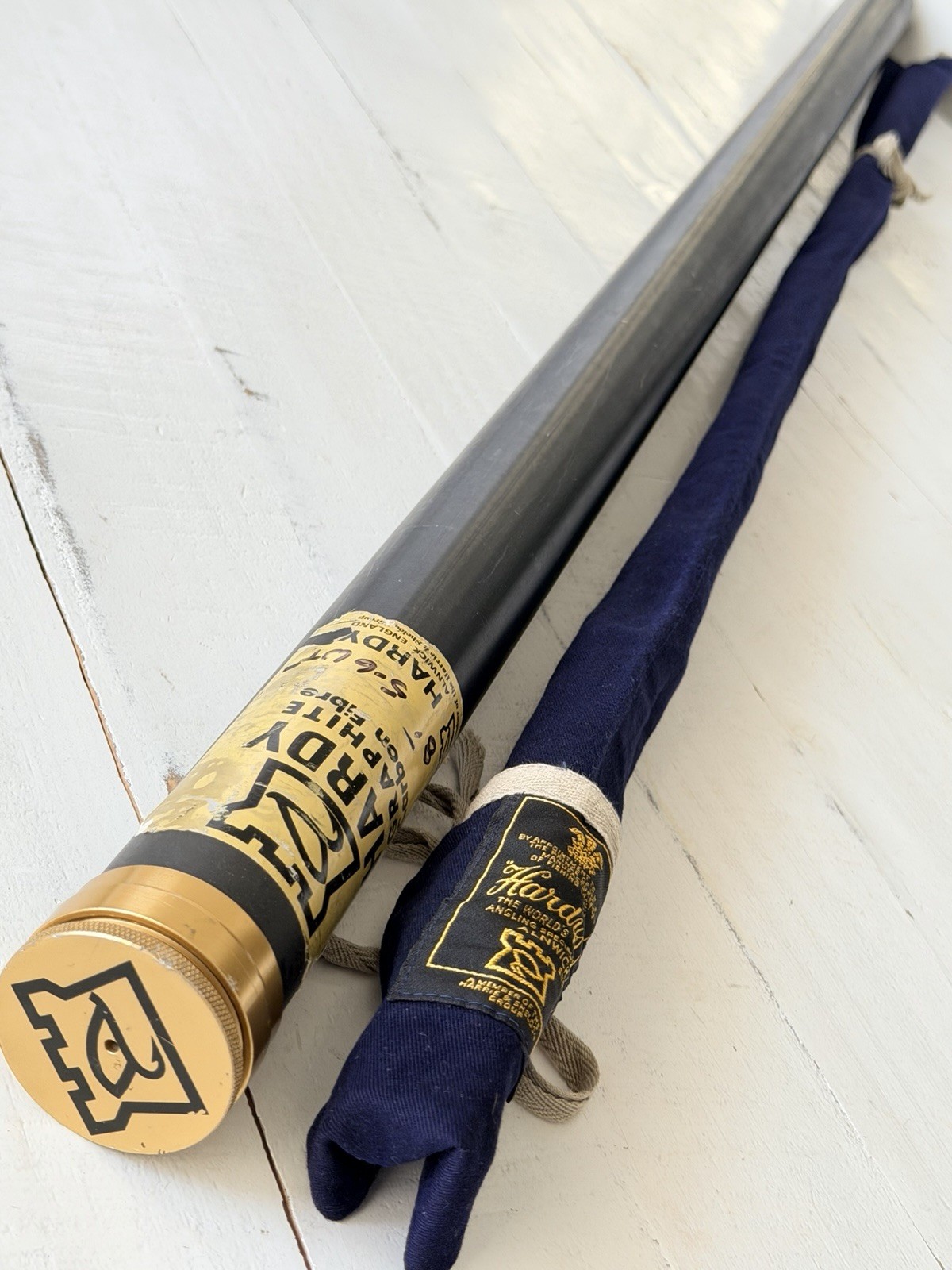 *BEAUTIFUL* *RARE* HOUSE OF HARDY ENGLAND # 5/6 8′ Graphite Carbon Fibre Rod🔥