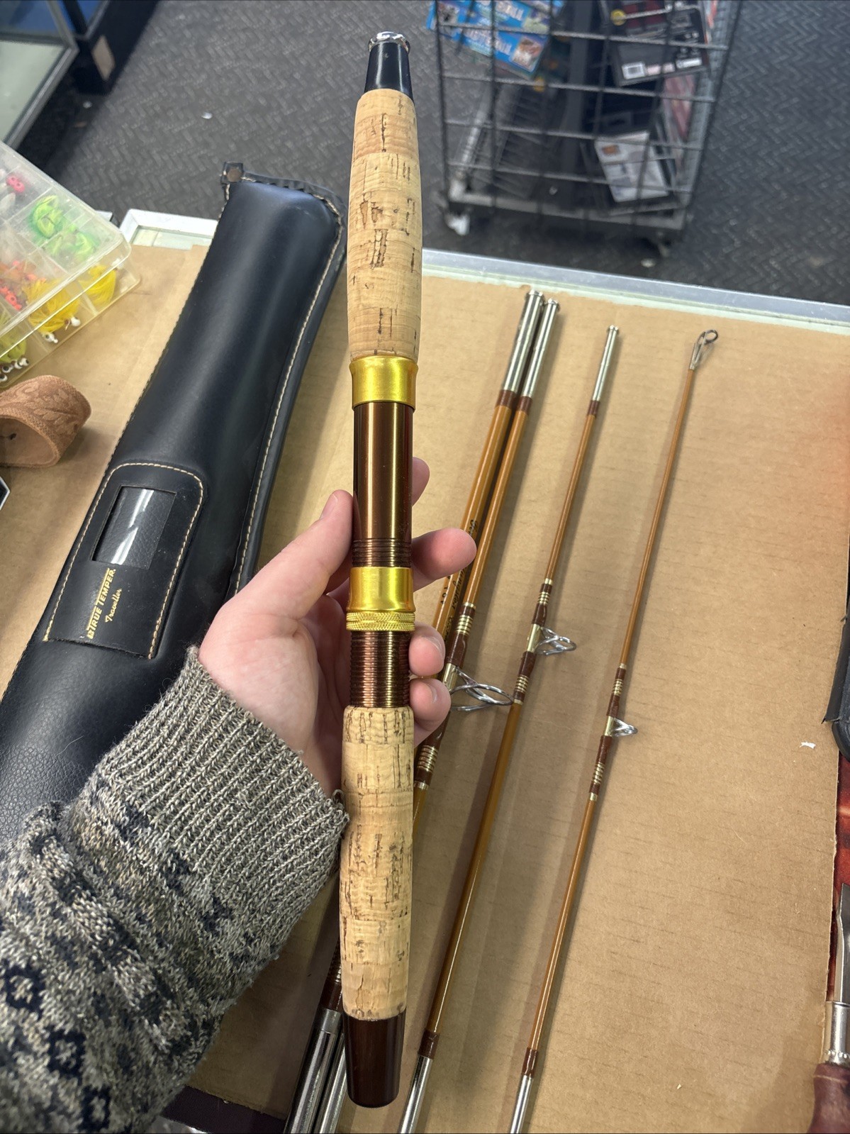 True Temper Rod 225T With Case Hardly Used