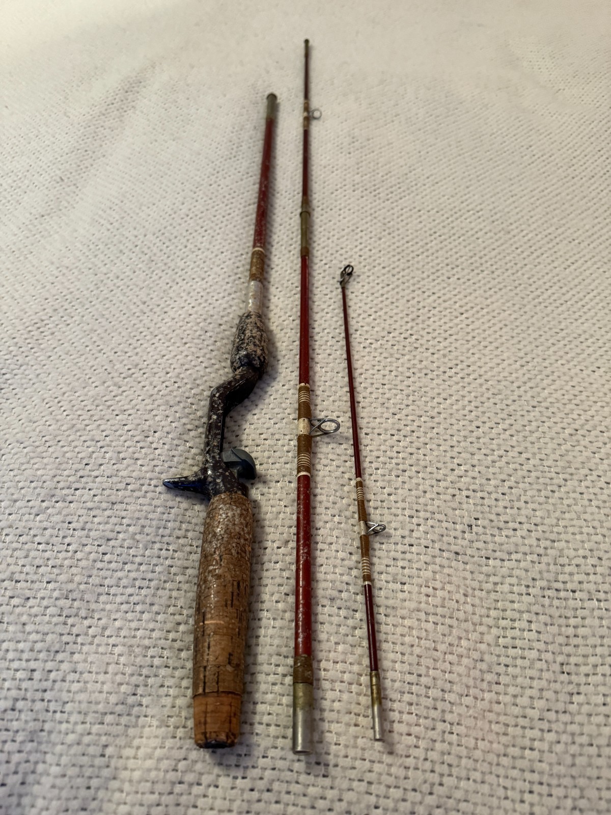 True Temper 3 Piece Spin Cast Rod