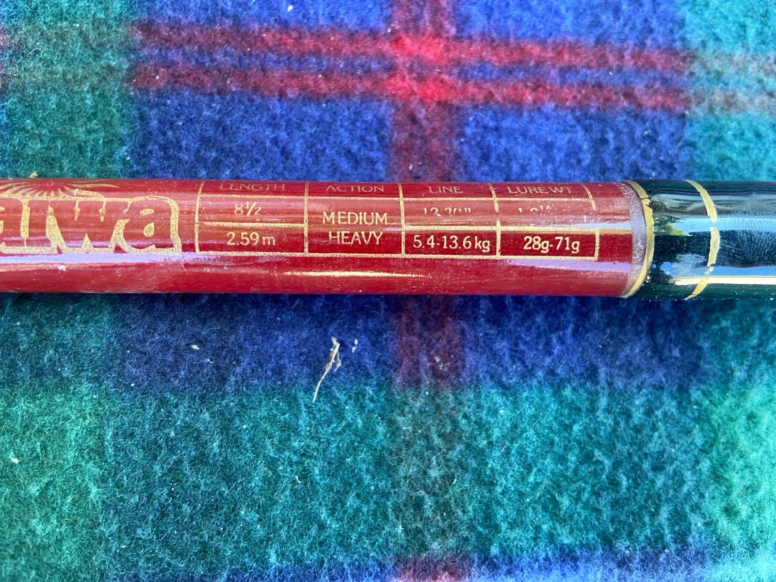 VINTAGE DAIWA 1376B 8’6″ MED. HEAVY TROLLING/CASTING 2 PIECE ROD MADE IN USA