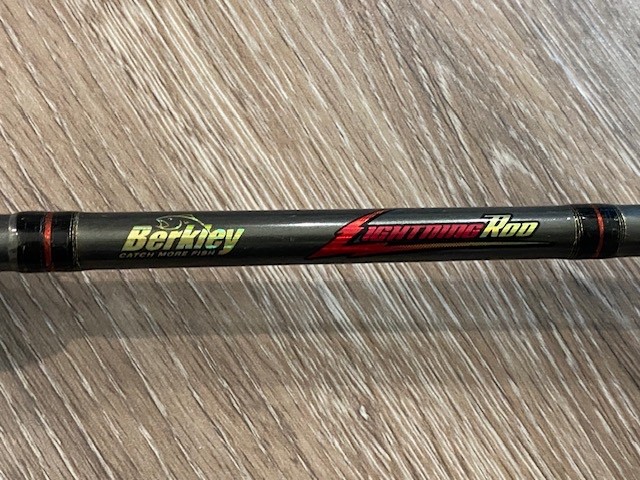 Berkley Lightning Rod LRS701M 7′ 1 Pc 4-12 lb Line IM6 Graphite Spinning Rod