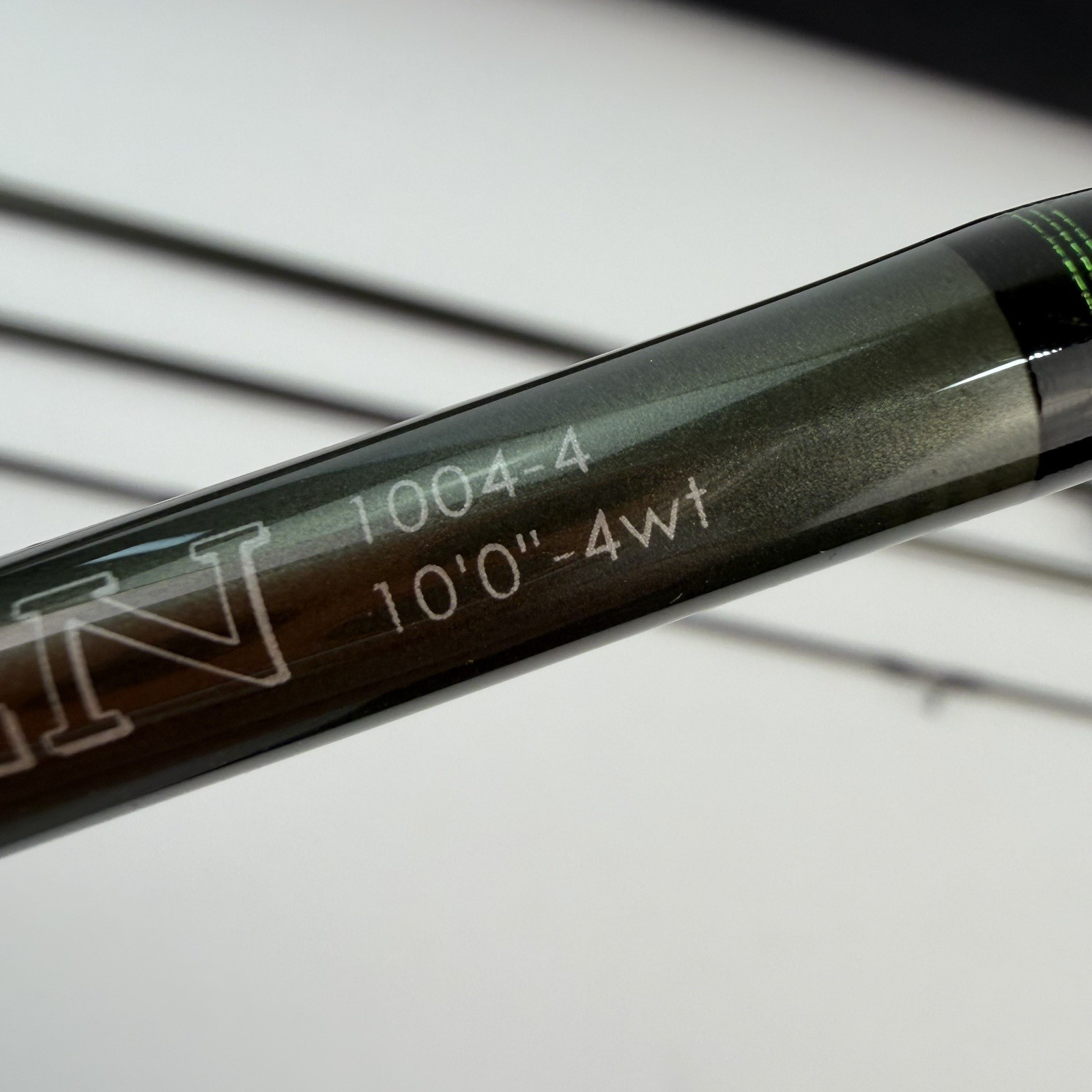 Cabela’s CZN Graphite Fly Fishing Rod 10’ 4wt 4pc w Travel Tube NEVER USED Y330