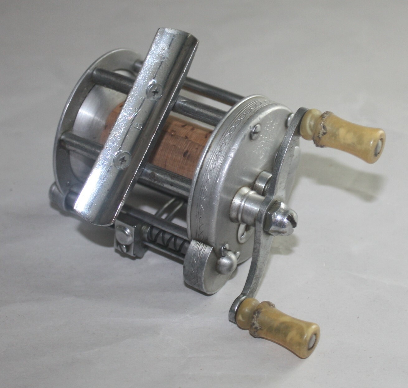 Pflueger – Nobby Fishing Reel, No. 1963