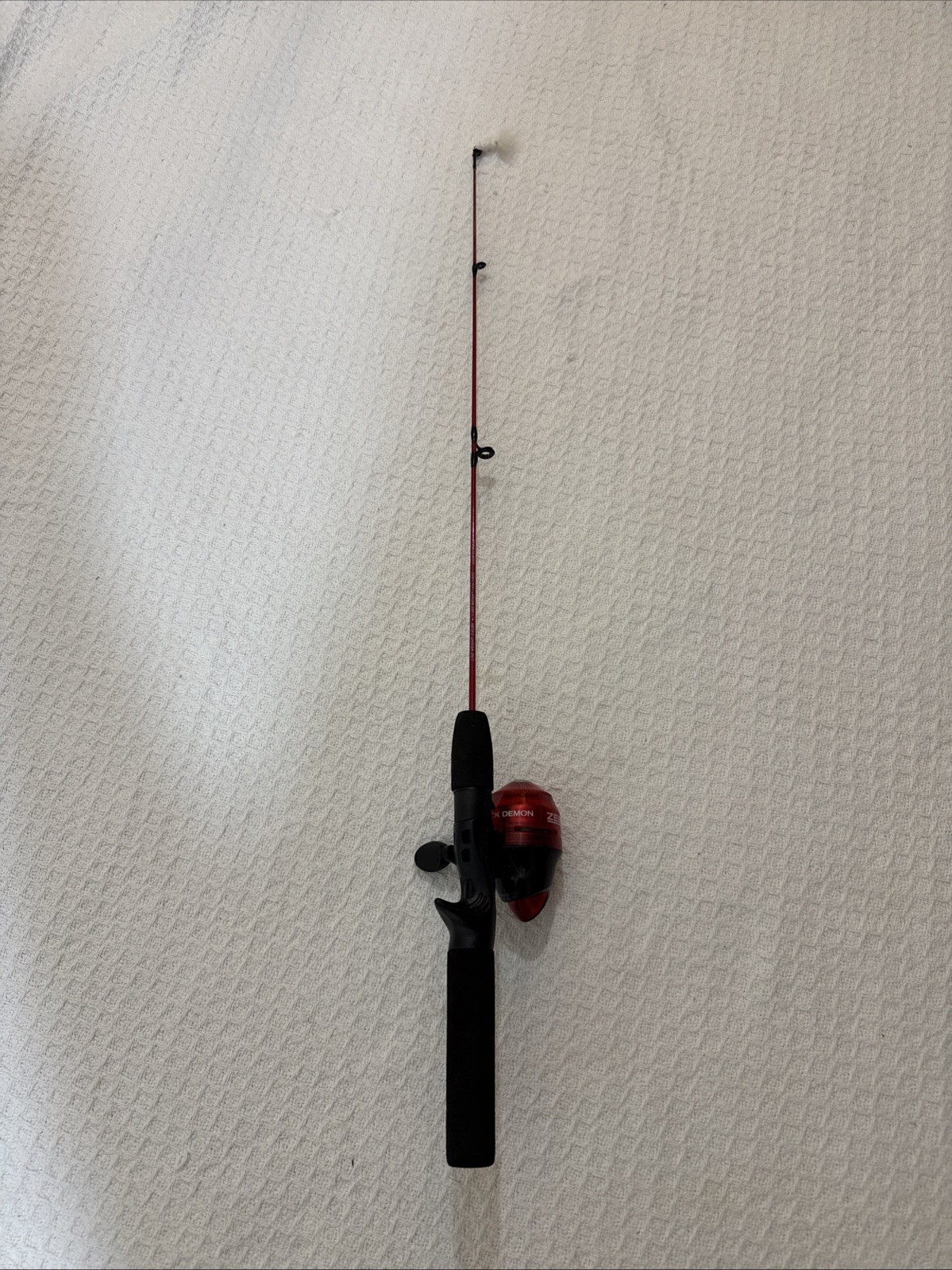 Zebco Dock Demon Red 2Ft 6 Inch Medium Spinning Rod & Reel Combo Fishing Gear