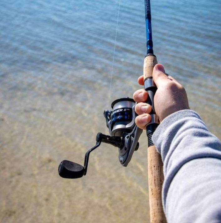 Tsunami Barrier II Spin Fishing Combo 7′ – 4000 Size Reel, Inshore